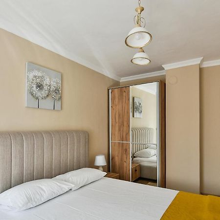 Top Location Flats In Varna Ngoại thất bức ảnh